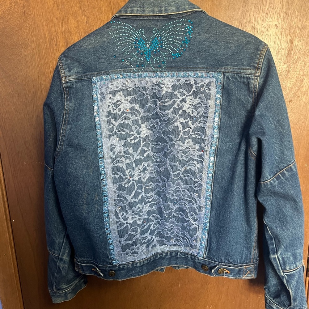Lace-Embellished Denim Jacket - Picture 6 of 6